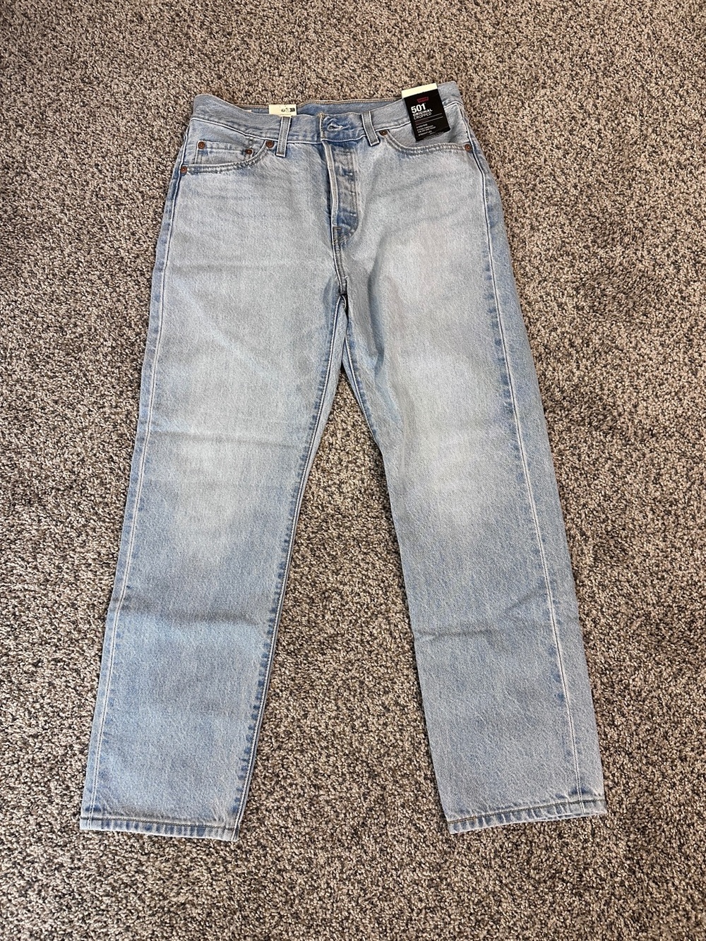 Levi Original 501 Original Cropped Light Wash 29 x 28 - Picture 3 of 10